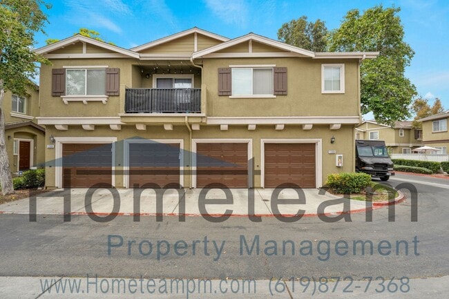 Building Photo - 2 BR/ 2.5 BA 1180 SQFT Eastlake Greens/ Chula Vista Condo