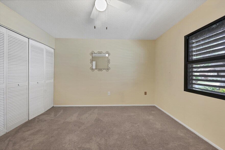 Building Photo - 3638 Glen Oaks Manor Dr