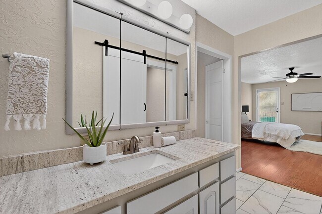 Building Photo - 3503 Berkeley Pl NE