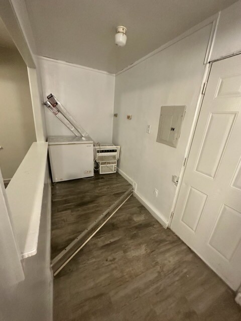 Building Photo - 4381 Grant St