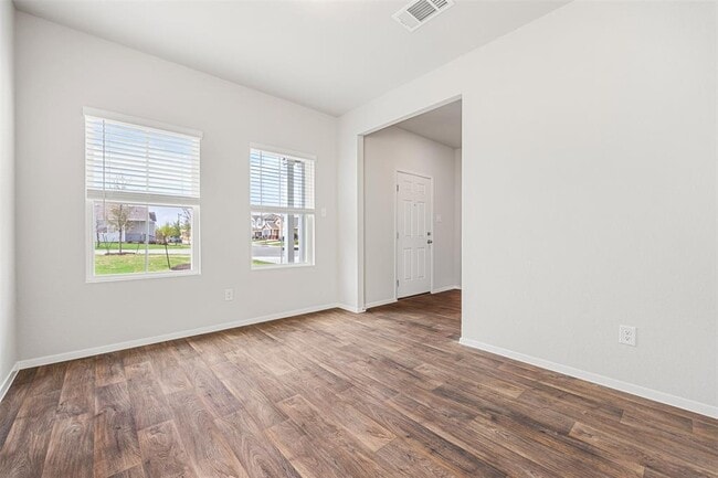 Building Photo - 180 Keltic Dr