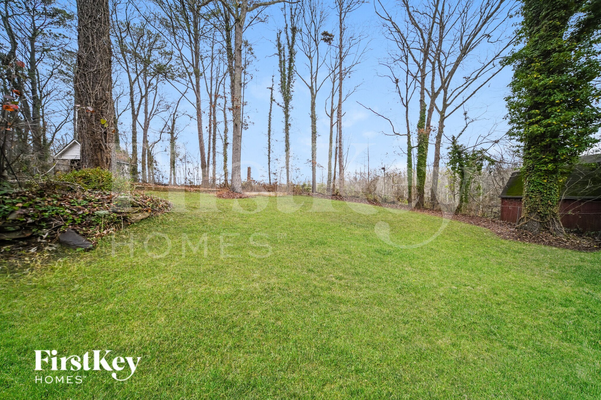 Building Photo - 342 Roxbury Dr