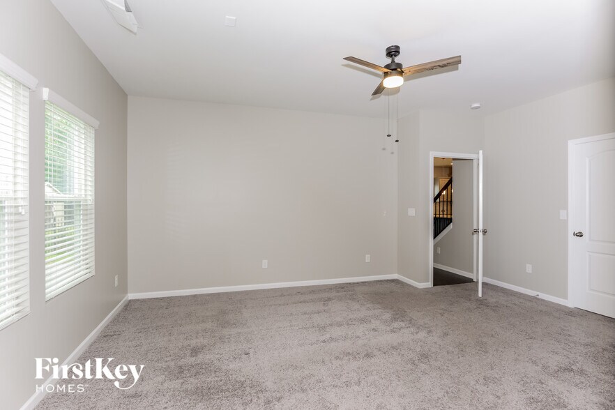 Building Photo - 6014 Eleanor Rigby Rd