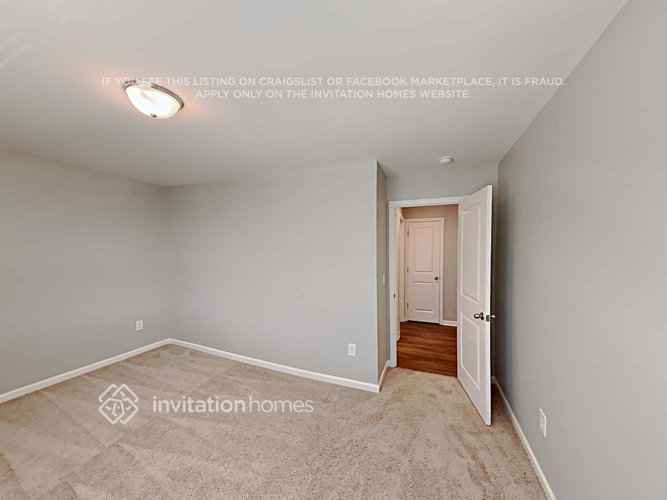 Building Photo - 115 Siena Dr