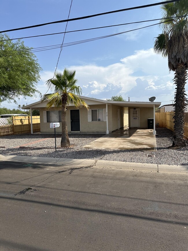 Primary Photo - 219 E 1st Ave