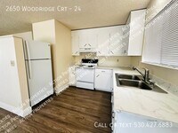 Building Photo - 2650 Woodridge Ct
