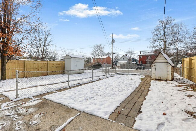 Building Photo - 783-785 S 18th St