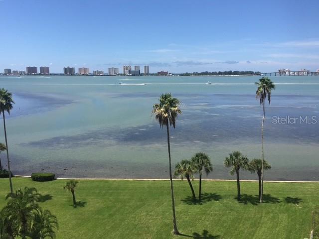 Building Photo - 100 Oakmont Ln