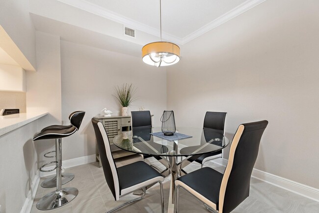 Building Photo - 2809 Amalei Dr