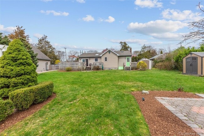 Building Photo - 7 Suffolk Rd