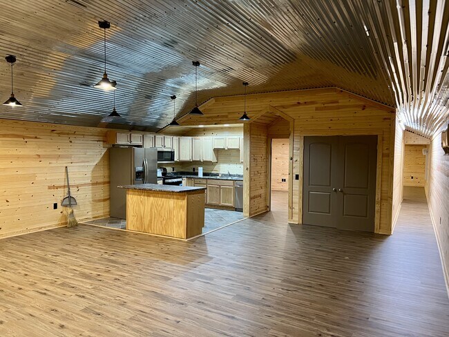 Building Photo - 5767 Snake Rd