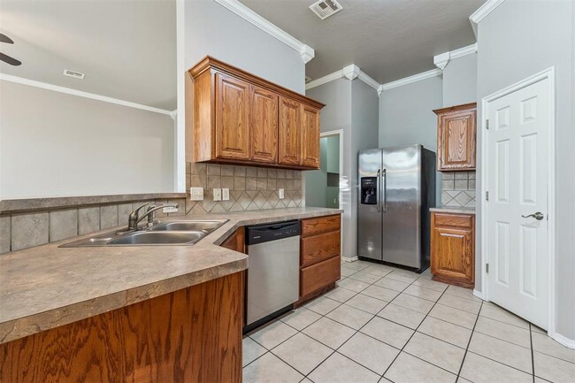 Building Photo - 16109 Panther Way