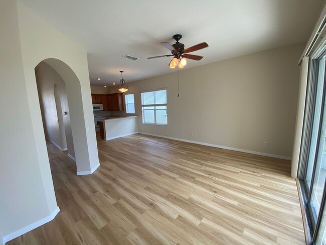 Building Photo - ANNUAL Lease – Unfurnished – Golf Course L...