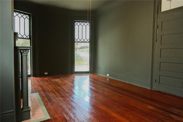 Building Photo - 816 N Carrollton Ave