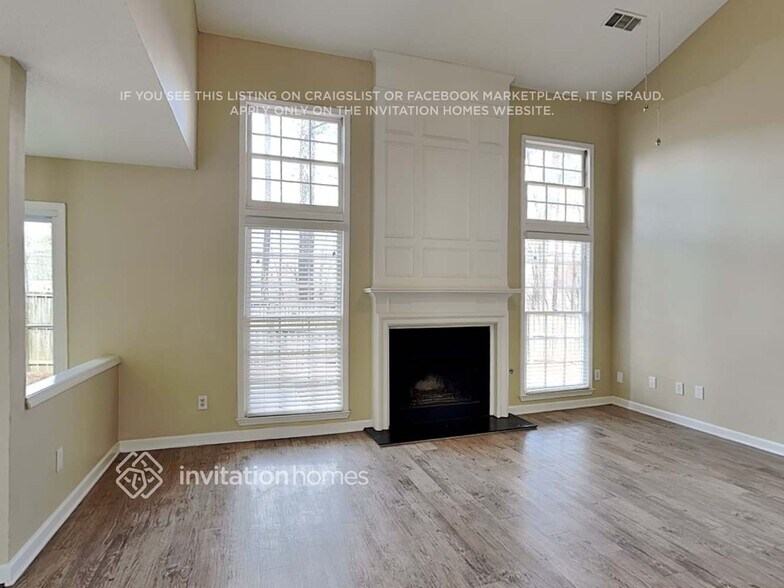 Building Photo - 630 Rosedown Way