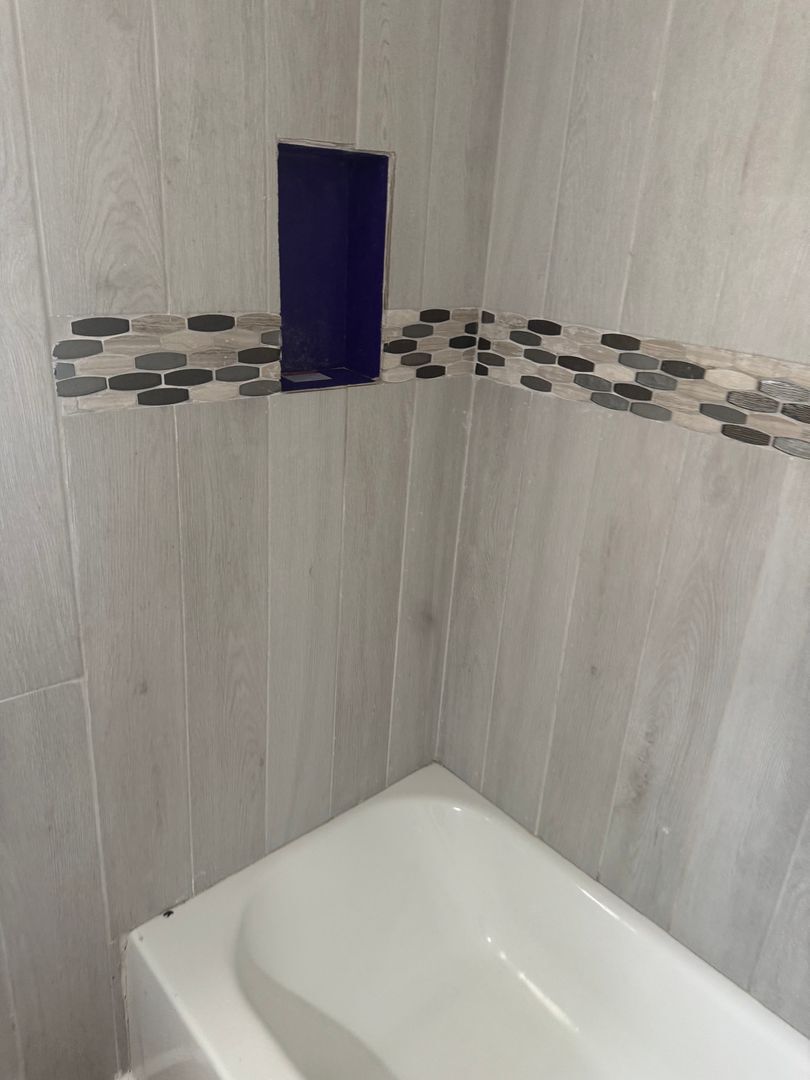 Building Photo - 694 Hamilton St