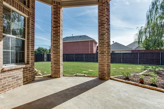 Building Photo - 1108 Queen Guinevere Dr