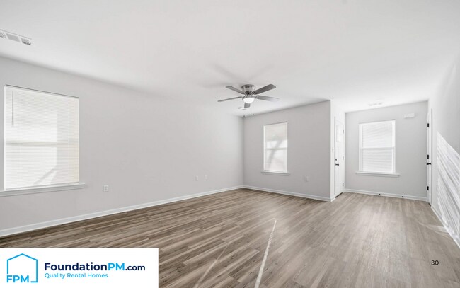 Building Photo - 201 S Center Dr