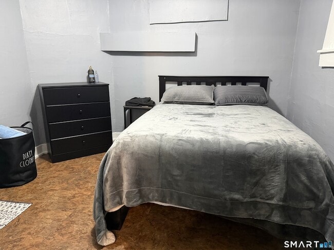 Building Photo - 112 Rockwell St