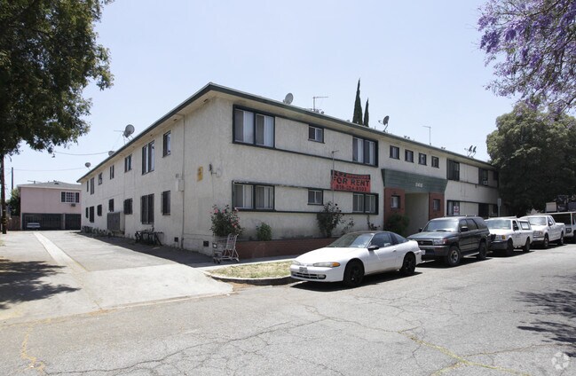 Primary Photo - 11416 Miranda St