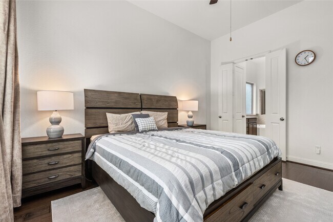 Building Photo - 28230 Emerald Bnd