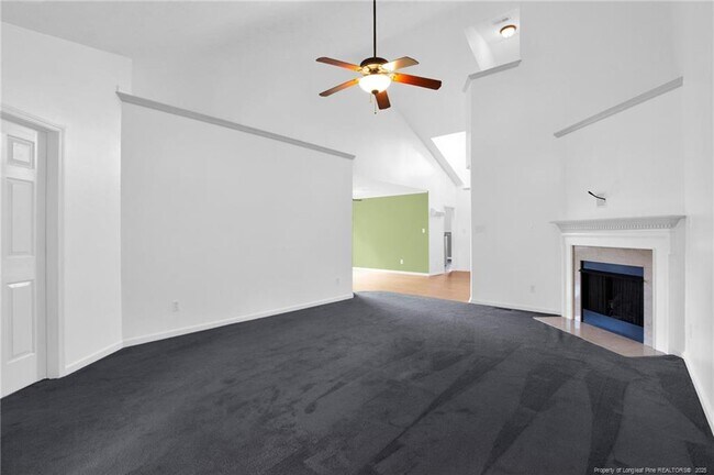 Building Photo - 112 Camrose Ct