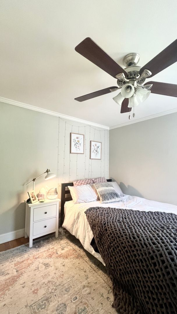 Building Photo - Beautiful 3-4 Bedroom 2 Bathroom home in t...