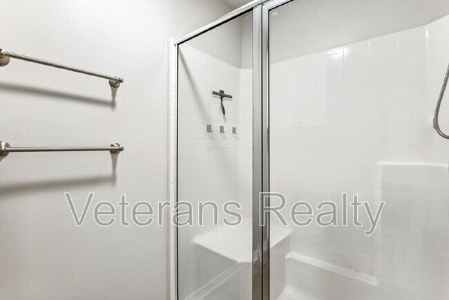 Building Photo - 13444 Willow Oak Cir