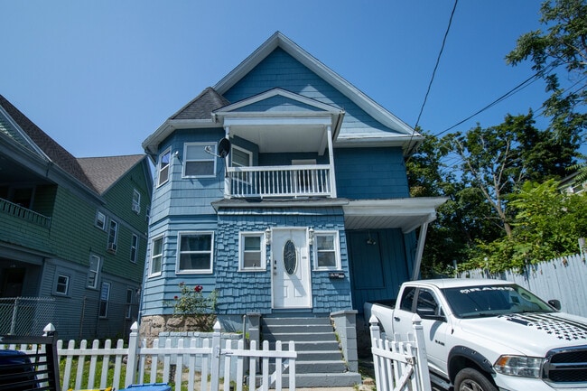 Building Photo - 175 Chestnut Ave