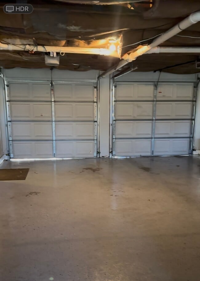 Building Photo - 1337 Airport Dr
