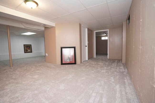 Building Photo - 4576 Pepper Dr