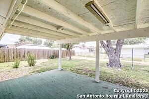Building Photo - 206 Meadow Path Dr