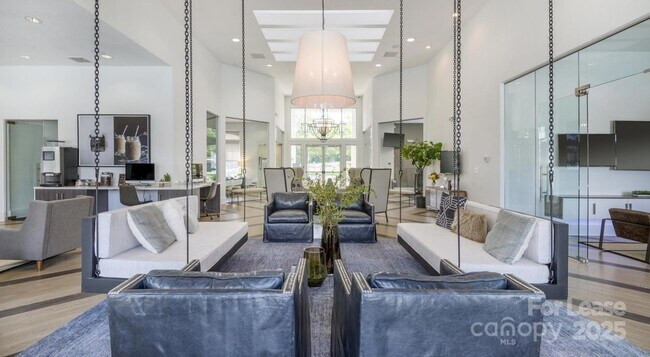 Building Photo - 14325 Plantation Park Blvd