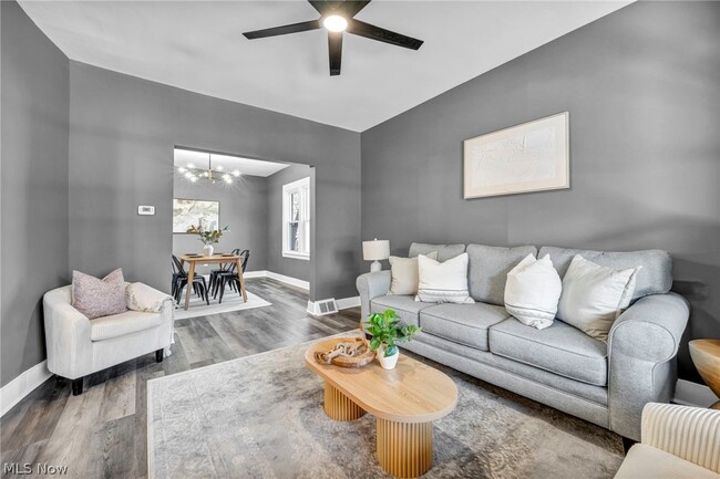 Building Photo - 2986 E 59th St