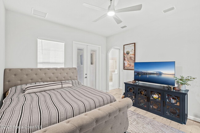 Building Photo - 8110 Allure Dr