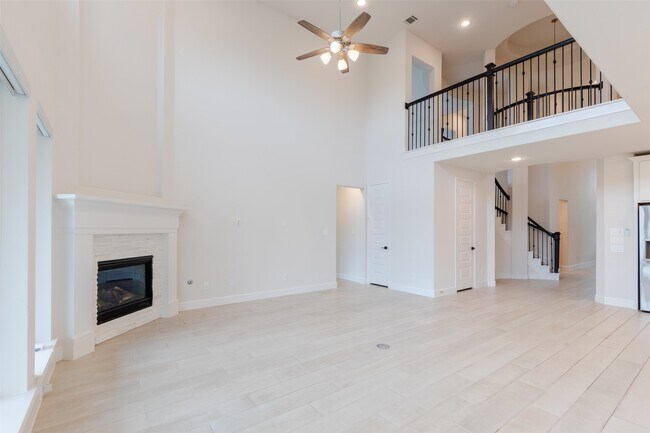 Building Photo - 3114 Swift Wy