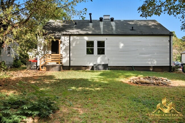 Building Photo - 1439 Westridge Rd SW