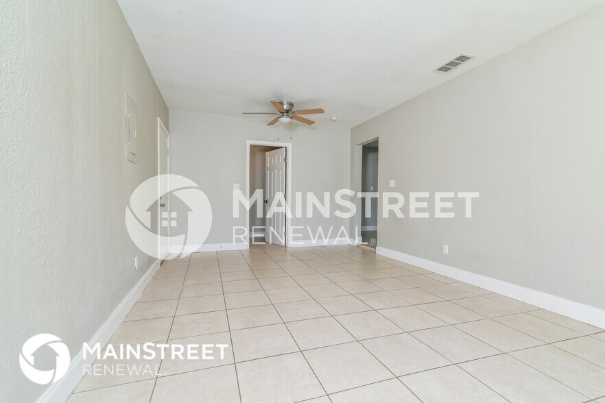 Building Photo - 4530 Rosebud St