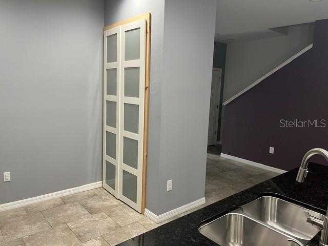 Building Photo - 6445 Baytown Dr