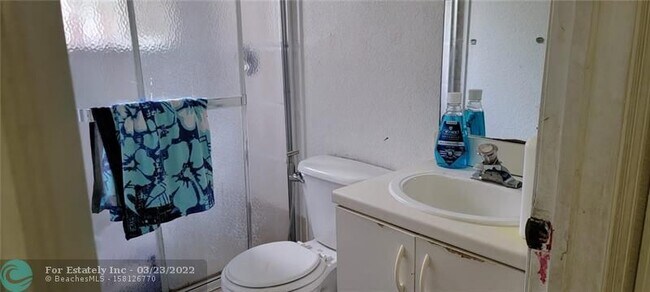 Building Photo - 7661 Tamarac Island Cir