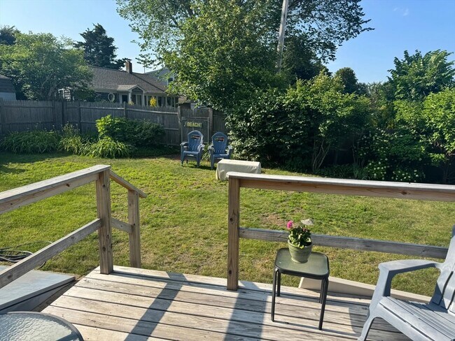 Building Photo - 16 Cricket Ln