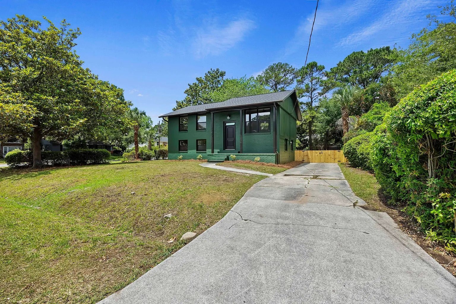 Building Photo - 1411 Westway Dr
