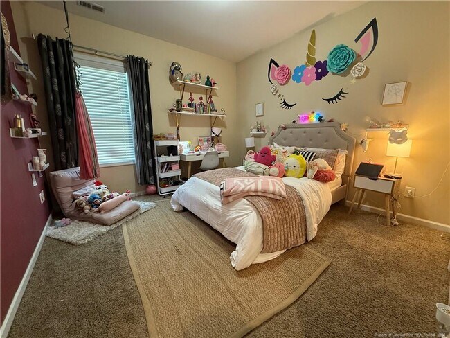 Building Photo - 2040 Stonewash Dr