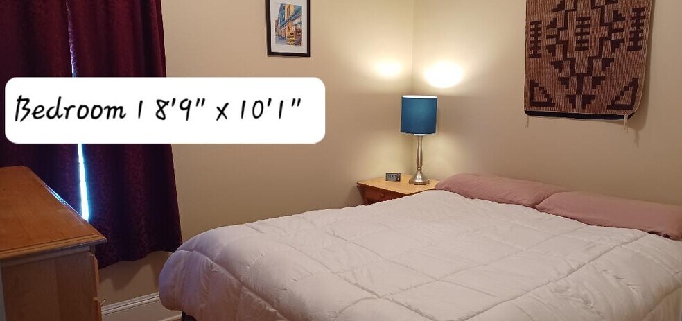 Bed Rm 1 8'9"x10'1" - 304 Wellington Rd