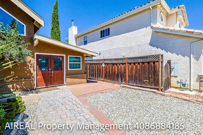 Building Photo - 10697 Morengo Dr