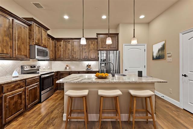 Building Photo - 1224 Pebblebrook Dr