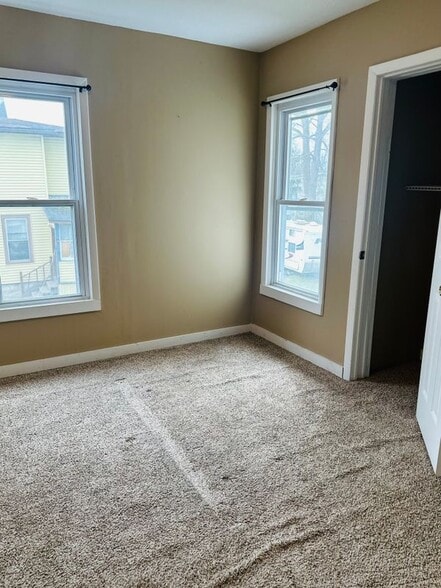 Building Photo - 15 Van Patten St