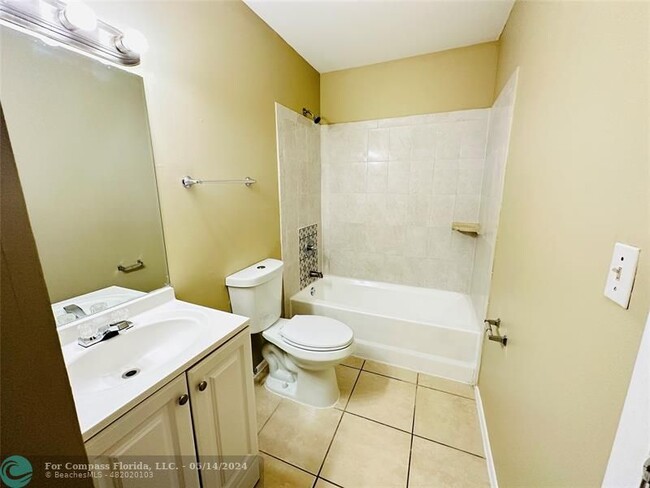 Building Photo - 1162 Lake Terry Dr