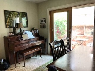 Dining room opens to patio - 711 Kline St