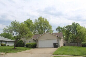Building Photo - 3700 Falmouth Dr